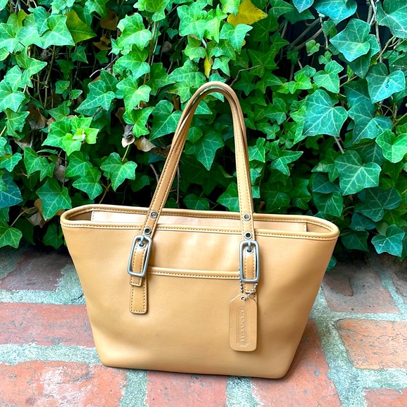 Coach Bags Classic Leather Coach Purse Poshmark